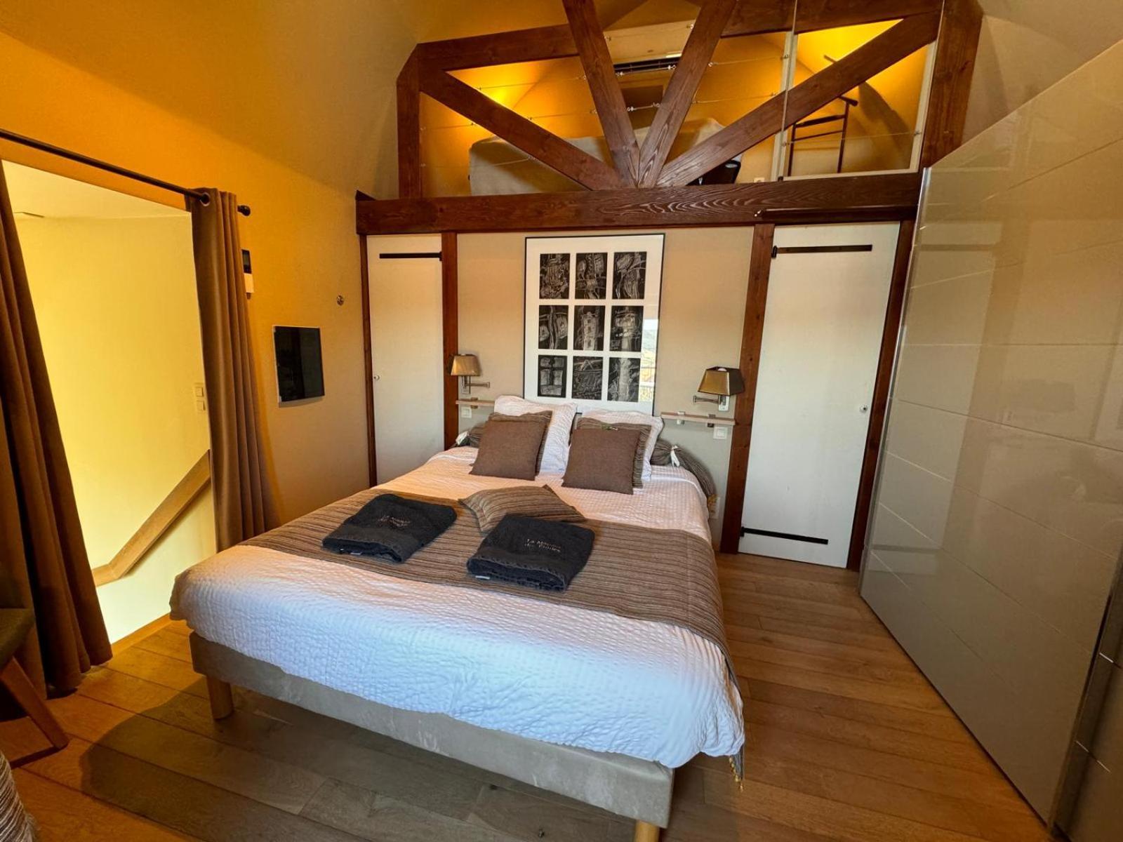B&B Maison Des Etoiles Chambre D'Hotes Adult Only Verrieres  Exteriér fotografie